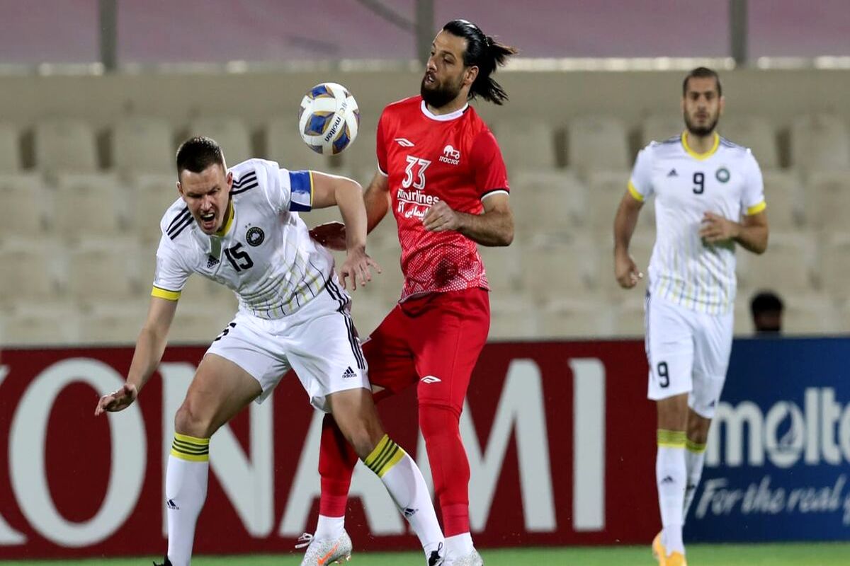 تراکتور و پاختاکور