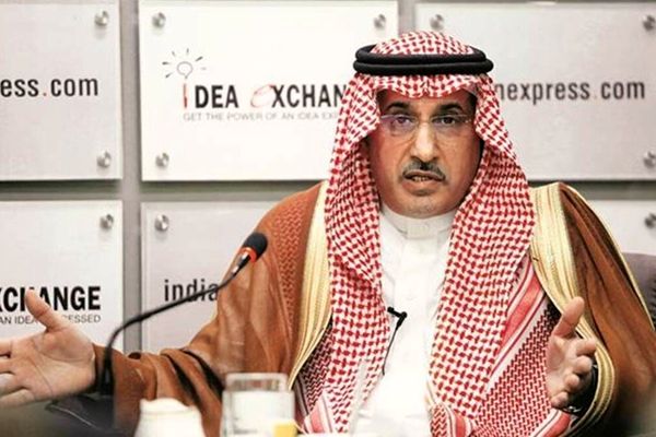 معاون سیاسی عربستان برای رایزنی‌های مهم وارد تهران می‌شود