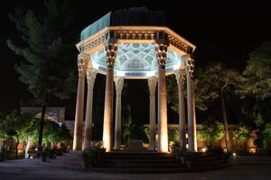 تقارن هفته وحدت و یادروز حافظ، رنگین کمانی از برنامه‌های فرهنگی و هنری