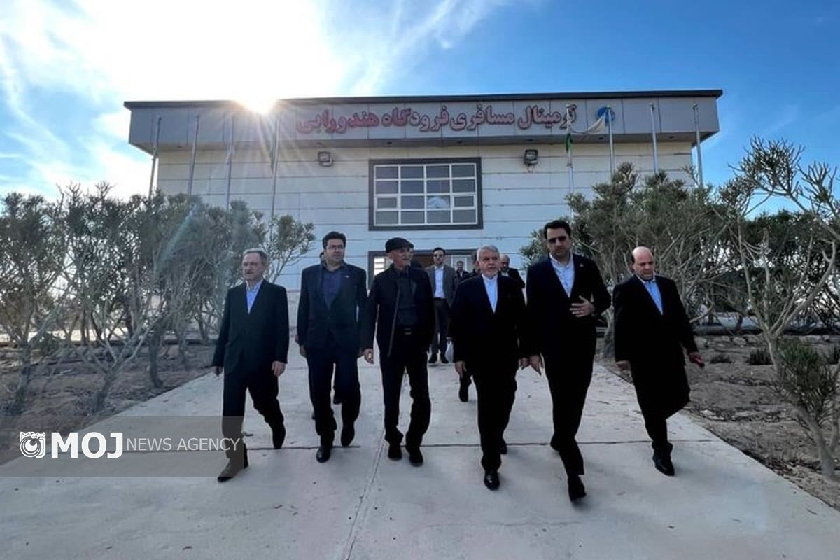 وزیر گردشگری در هندورابی 