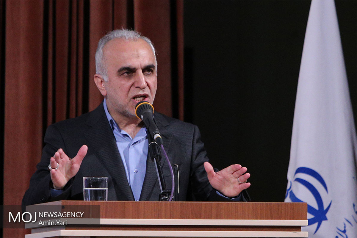 فرهاد دژپسند وزیر امور اقتصادی و دارایی