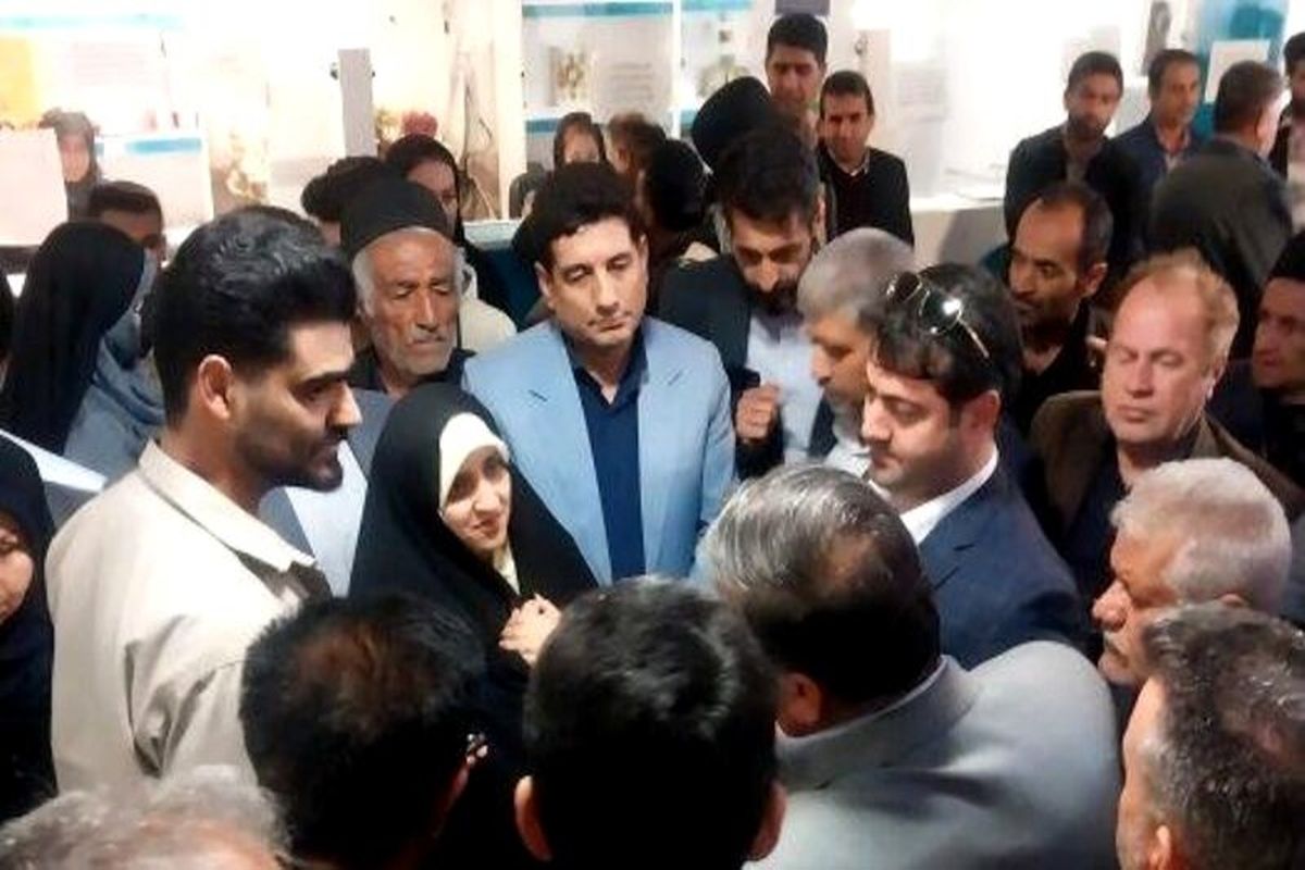  زهرا بهروزآذر چهارشنبه در دیدار با مردم شهرستان اندیک