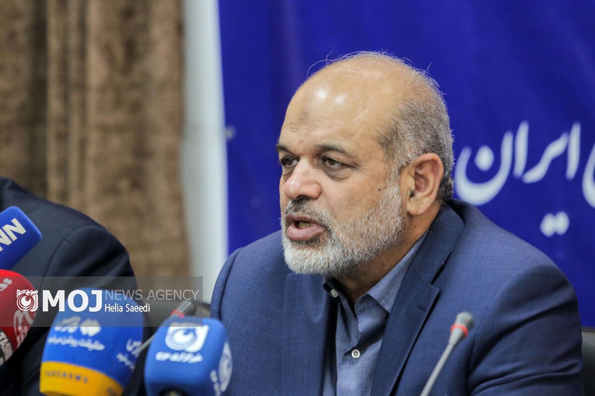 احمد وحیدی - وزیر کشور