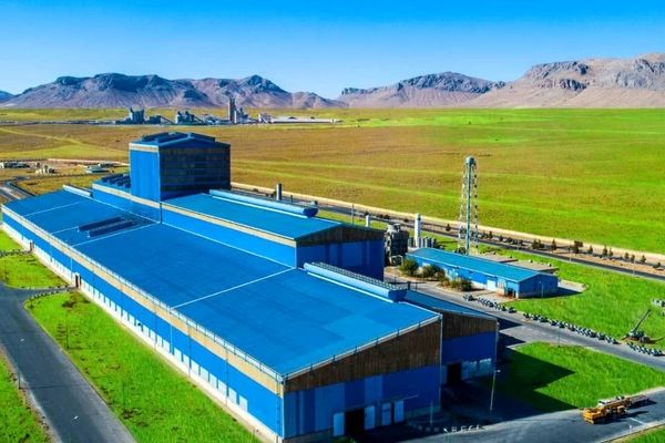 واحد تولید ورق اسیدشویی ۵۰۰ هزار تنی چهارمحال و بختیاری بهره‌برداری شد