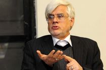 عارف:زنان به جای رقابت با هم باید رفاقت و همکاری کنند