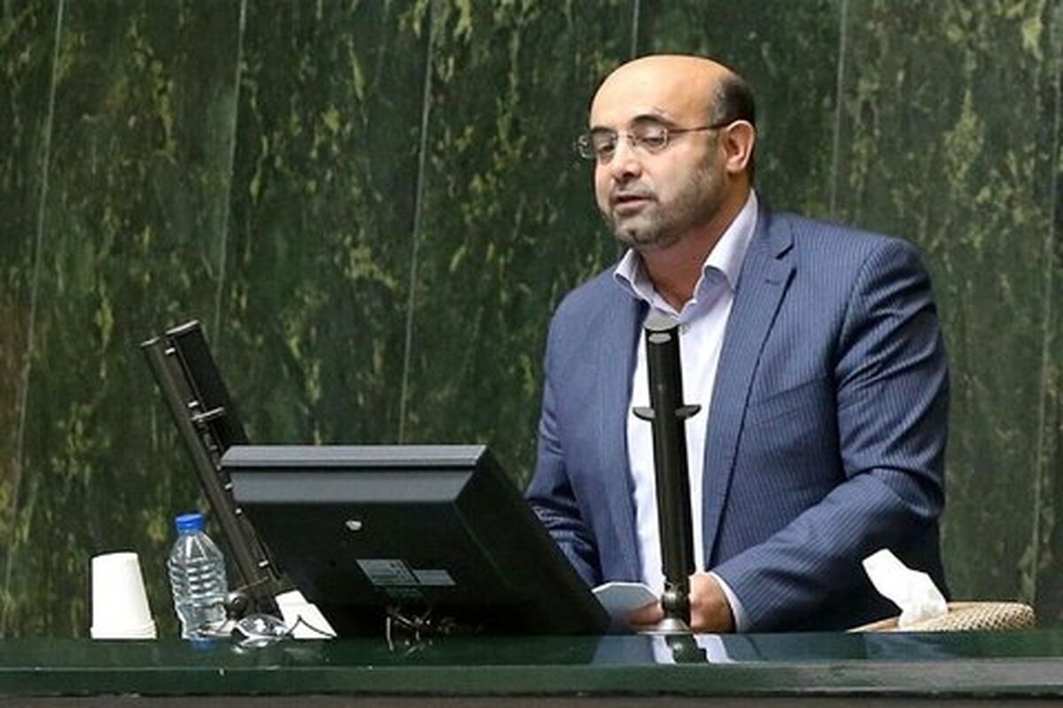 عضو کمیسون معادن مجلس
