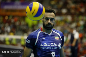 عادل غلامی از تیم ملی والیبال کنار گذاشته شد