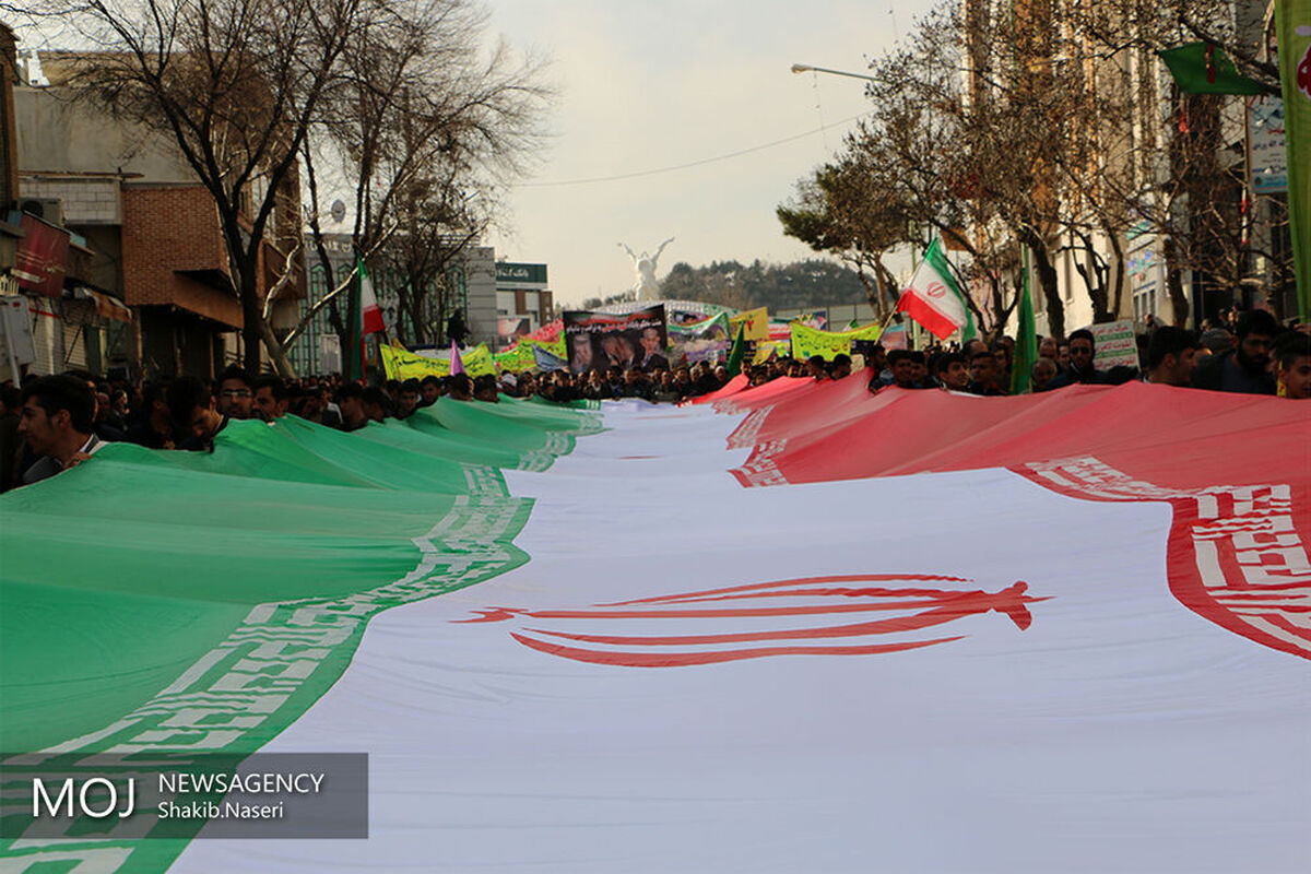 جشن+چهلمین+سال+انقلاب+در+سنندج