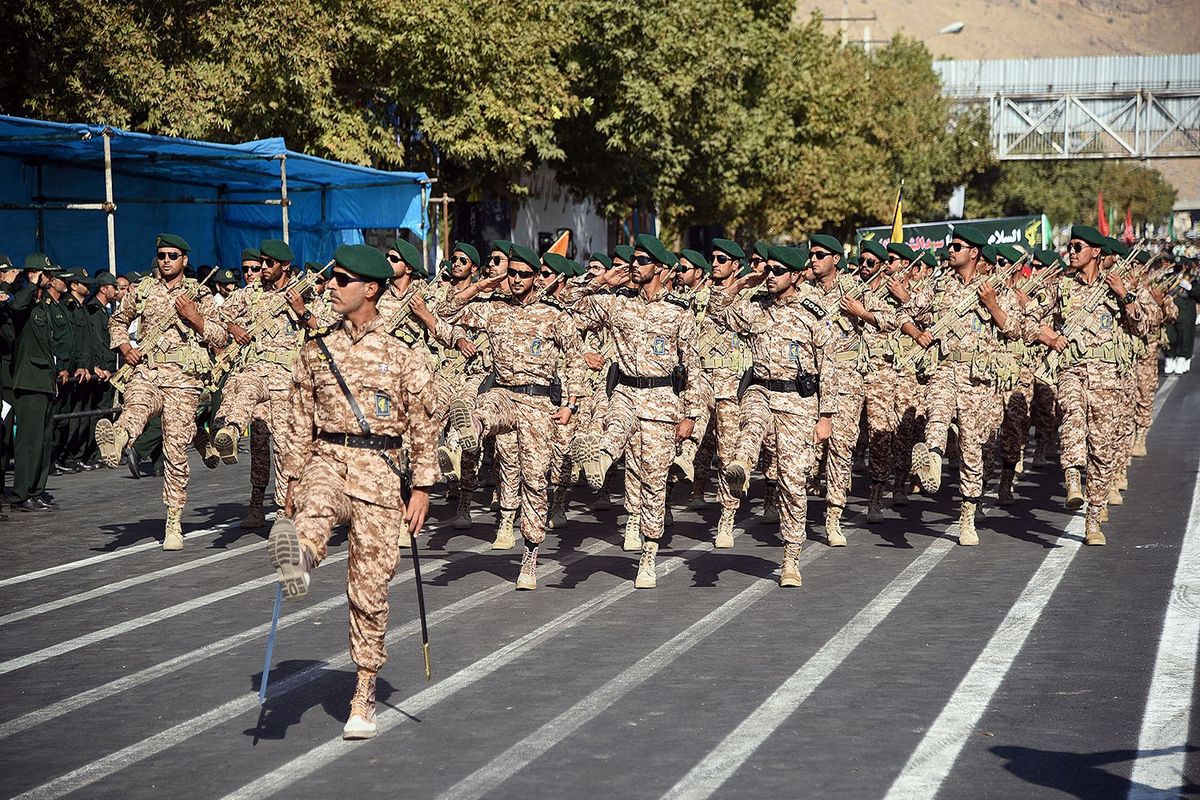 رژه نیروهای مسلح 