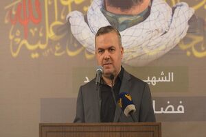 دولت در بازسازی و آزادسازی مناطق اشغالی کوتاهی می‌کند