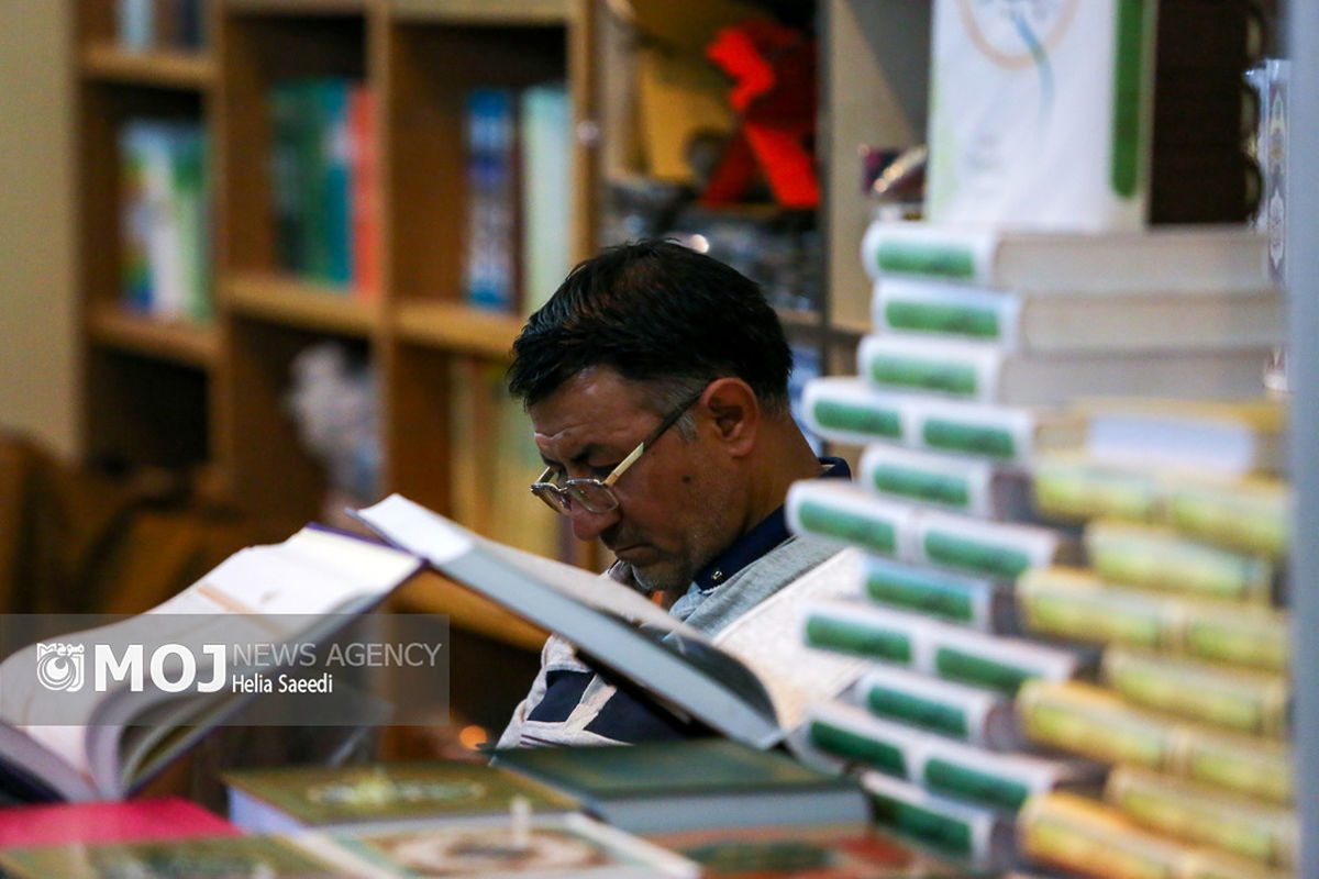 سی و ششمین نمایشگاه کتاب تهران - روز ششم