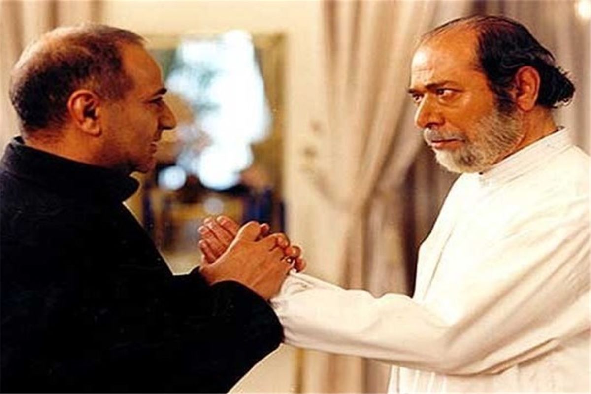 دیوانه ای از قفس پرید