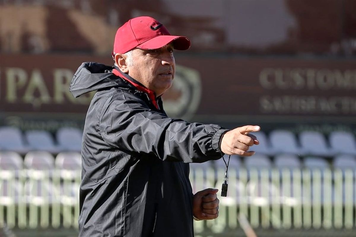 سرمربی تیم فوتبال ون‌پارس اصفهان