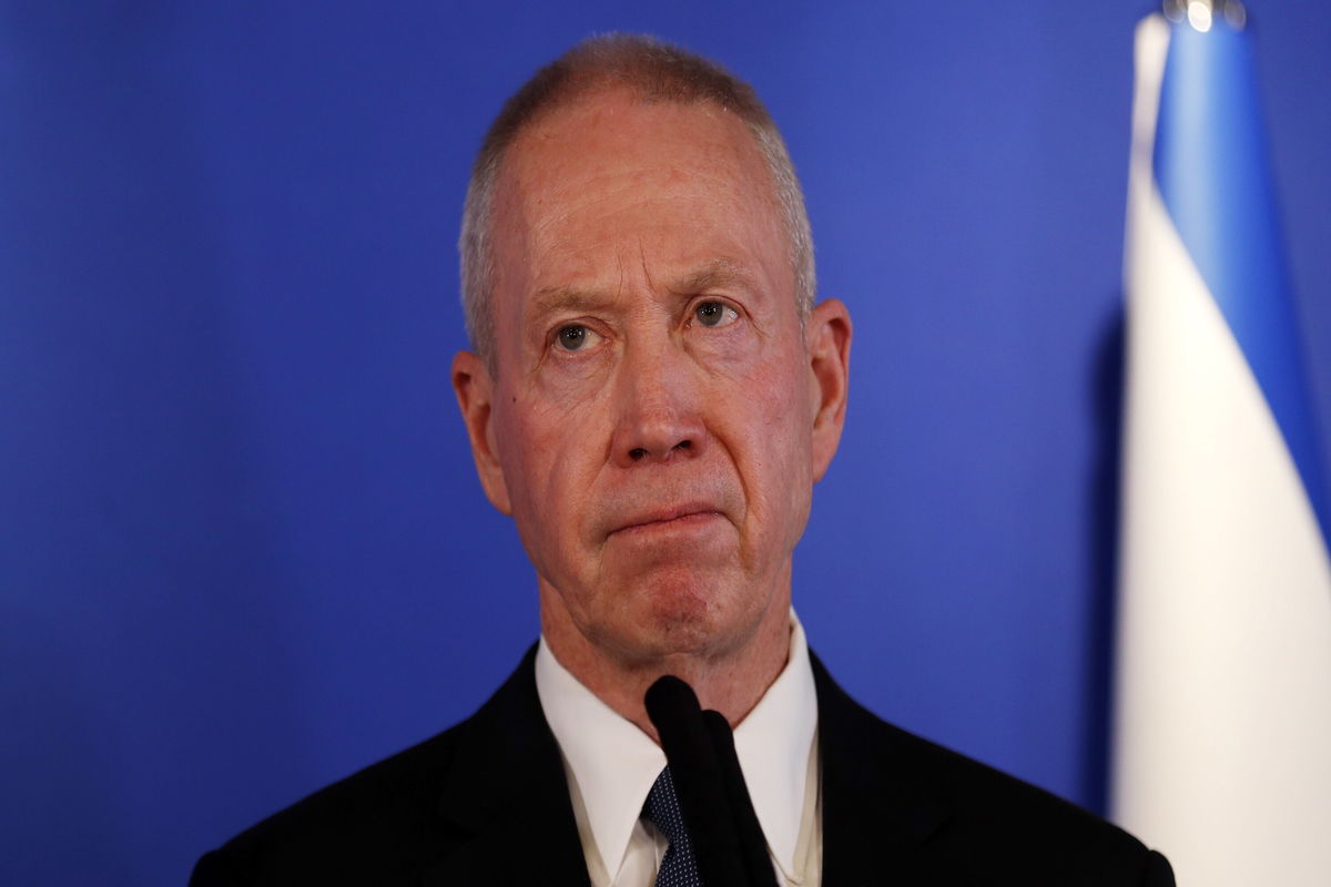 یواف گالانت