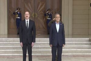رئیس جمهوری آذربایجان از پزشکیان استقبال رسمی کرد