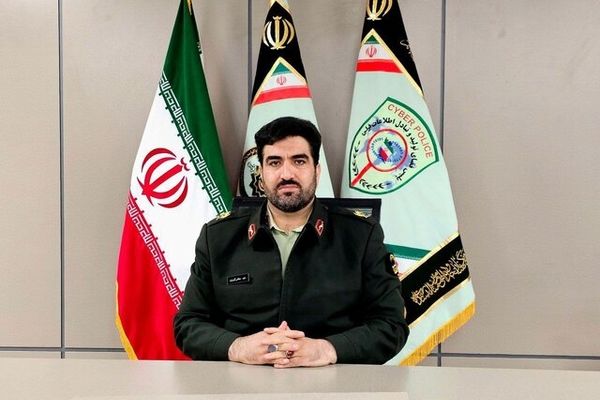 دستگیری دو کلاهبردار تلگرامی با ۲۰ کانال دلار فروشی در تهران