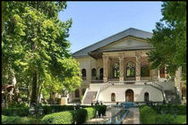 بررسی نقش زنان هنرمند در هنر معاصر ایران در موزه هنرهای معاصر