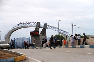 توقف حرکت شناورها از اسکله شهید حقانی بندرعباس به قشم