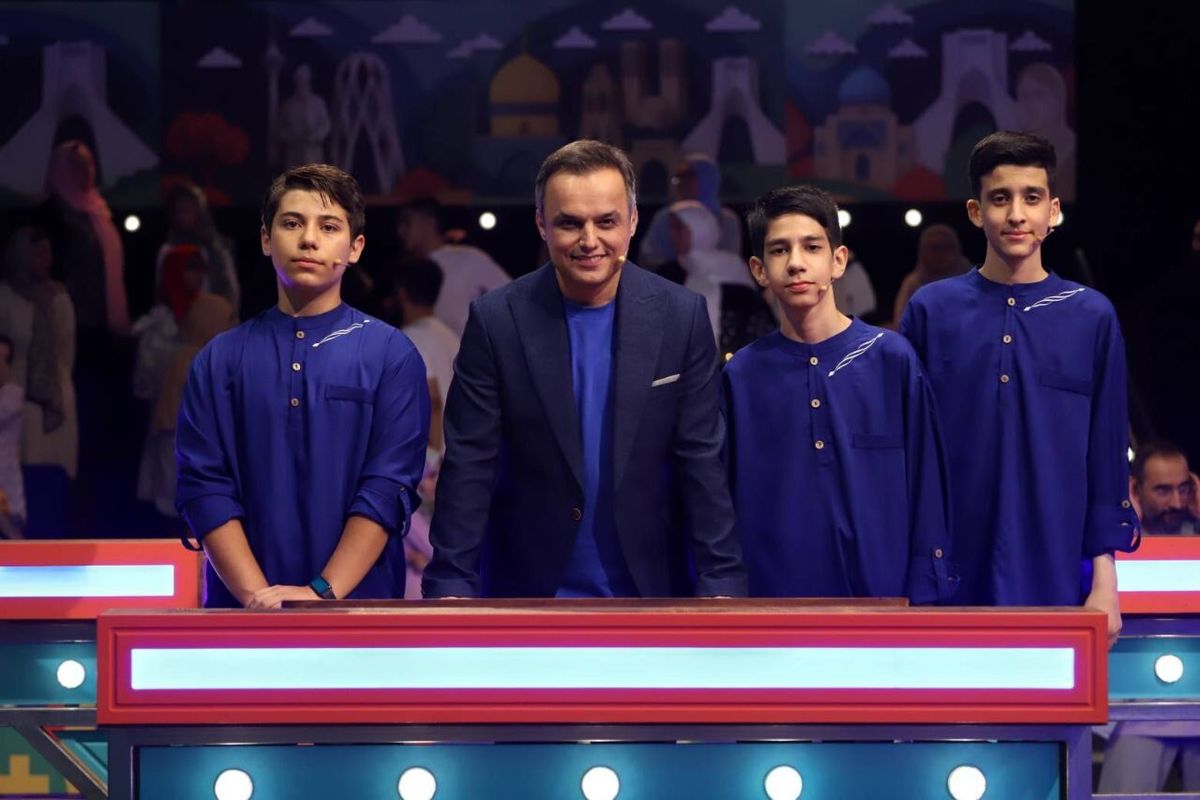 فصل جدید برنامه تلویزیونی «دونقطه»