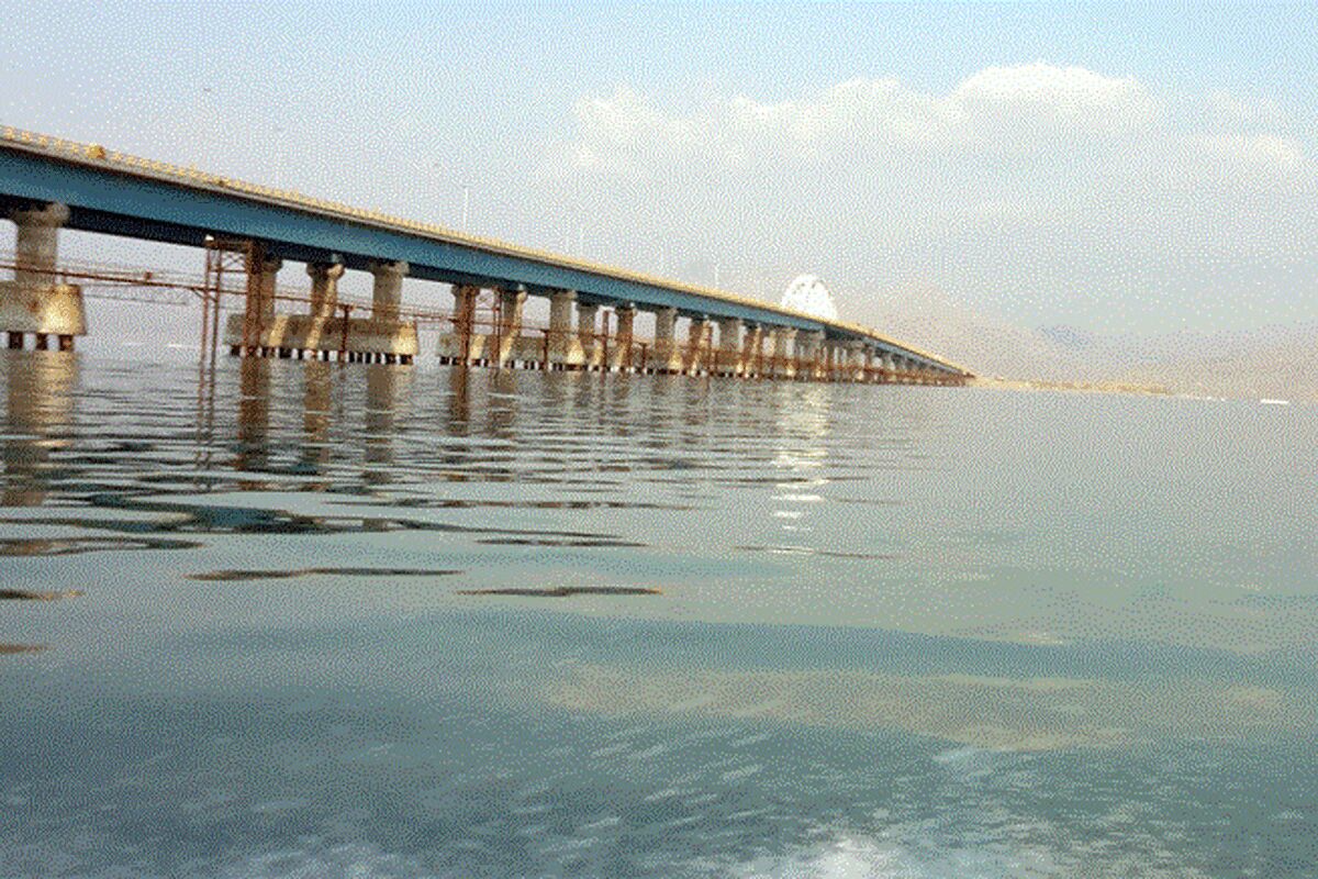 qafurWh5EXOc