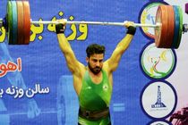 «رستمی» ناکامی هفته چهارم لیگ وزنه‌برداری را جبران کرد