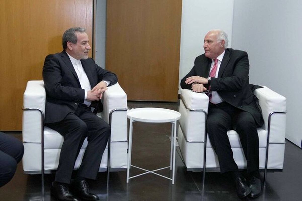 وزرای خارجه ایران و الجزایر