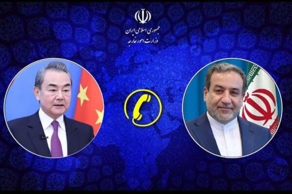 وانگ‌یی و عراقچی با یکدیگر گفتگو  کردند