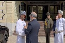 وزیر خارجه عمان در سفارت ایران در مسقط حضور یافت