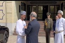 وزیر خارجه عمان در سفارت ایران در مسقط حضور یافت