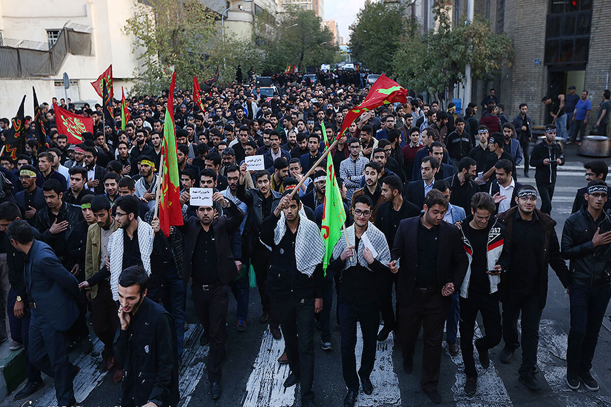 تجدیدبیعت دانشجویان با رهبر انقلاب