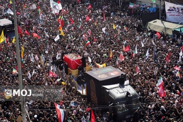 طوفان جمعیت در کربلا/۴ میلیون عزادار در وداع با قائد شهید