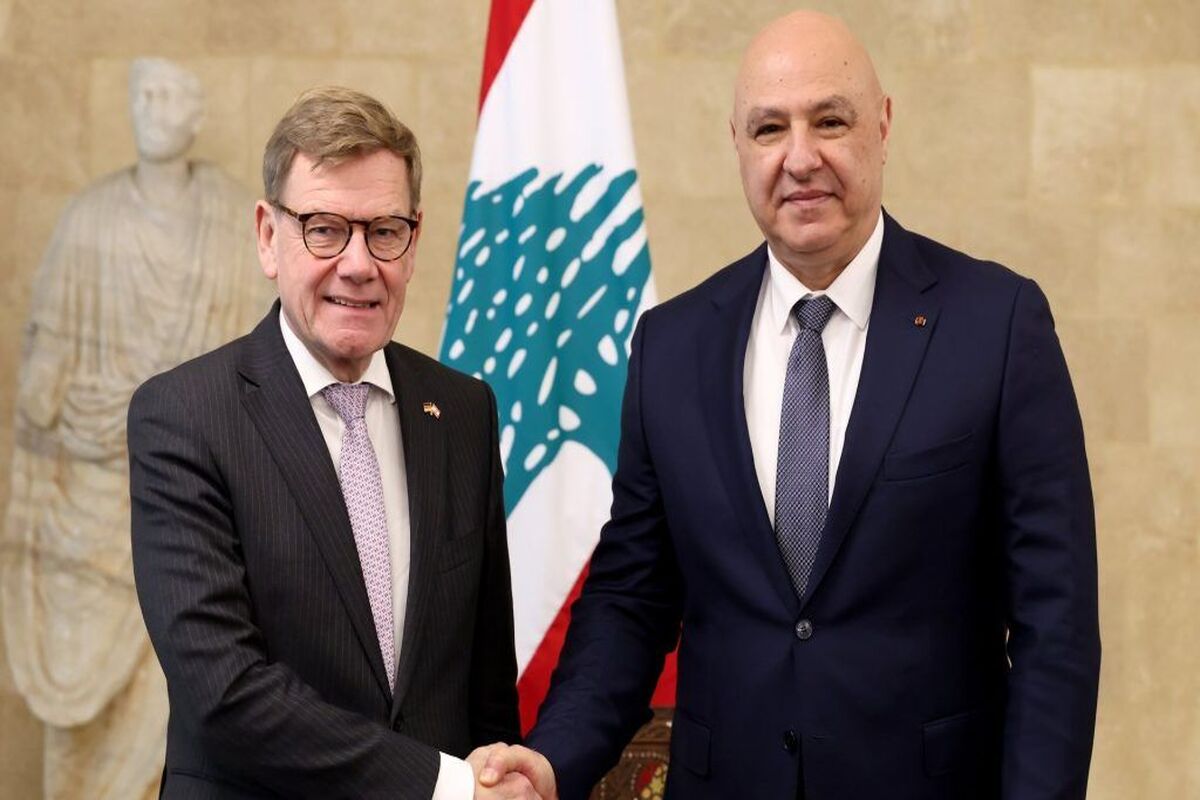 جوزف عون رئیس‌جمهور لبنان در دیدار با یوهان وادفول وزیر خارجه آلمان