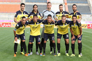 هیچ کدام از بازیکنان ما فروشی نیستند