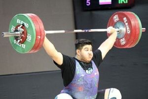 حسین یزدانی به مدال برنز حرکت یک‌ضرب وزنه برداری دست یافت