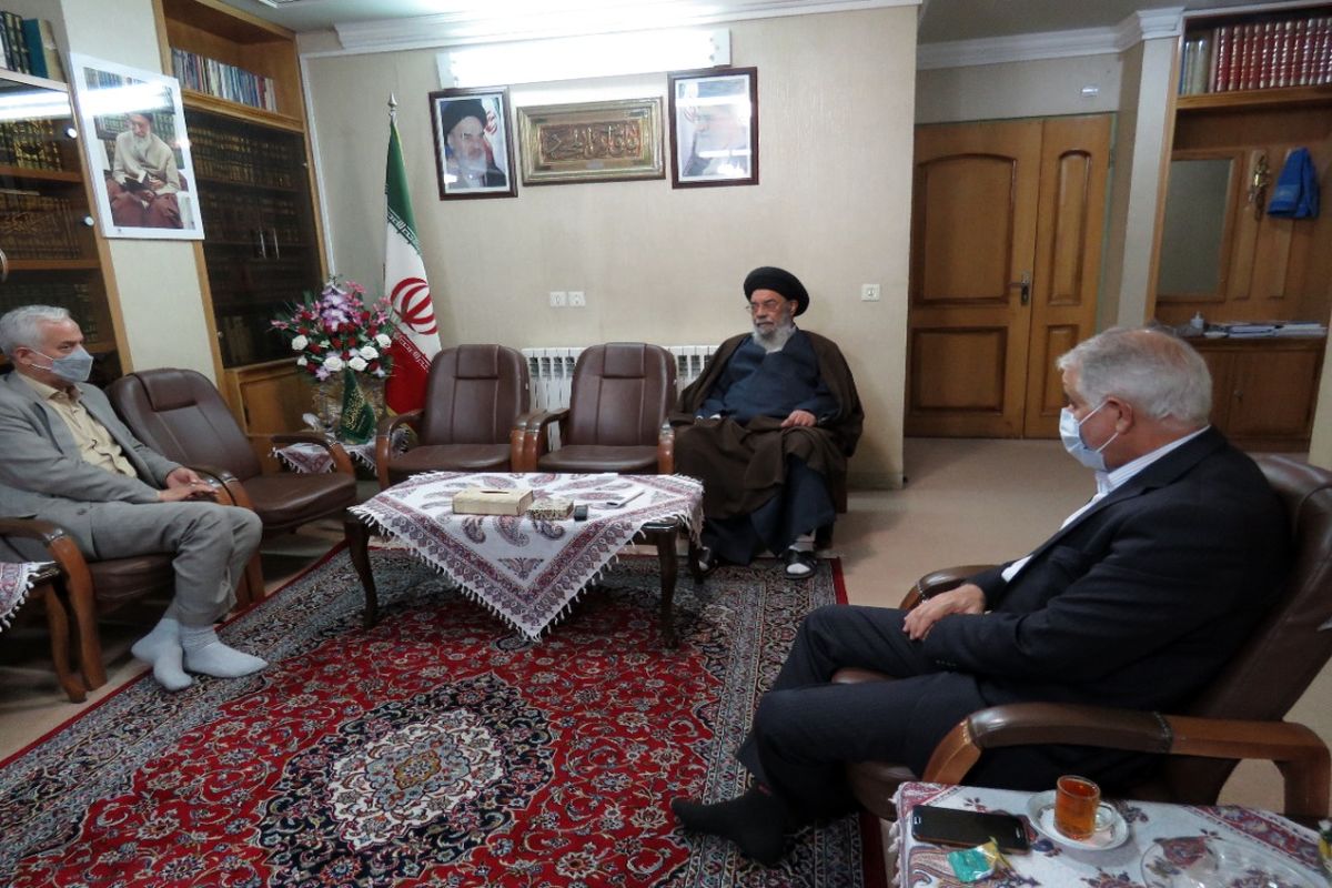 امام جمعه اصفهان و شهرداری