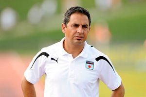 ثبت قرارداد سرمربی تیم ذوب آهن در هیات فوتبال اصفهان