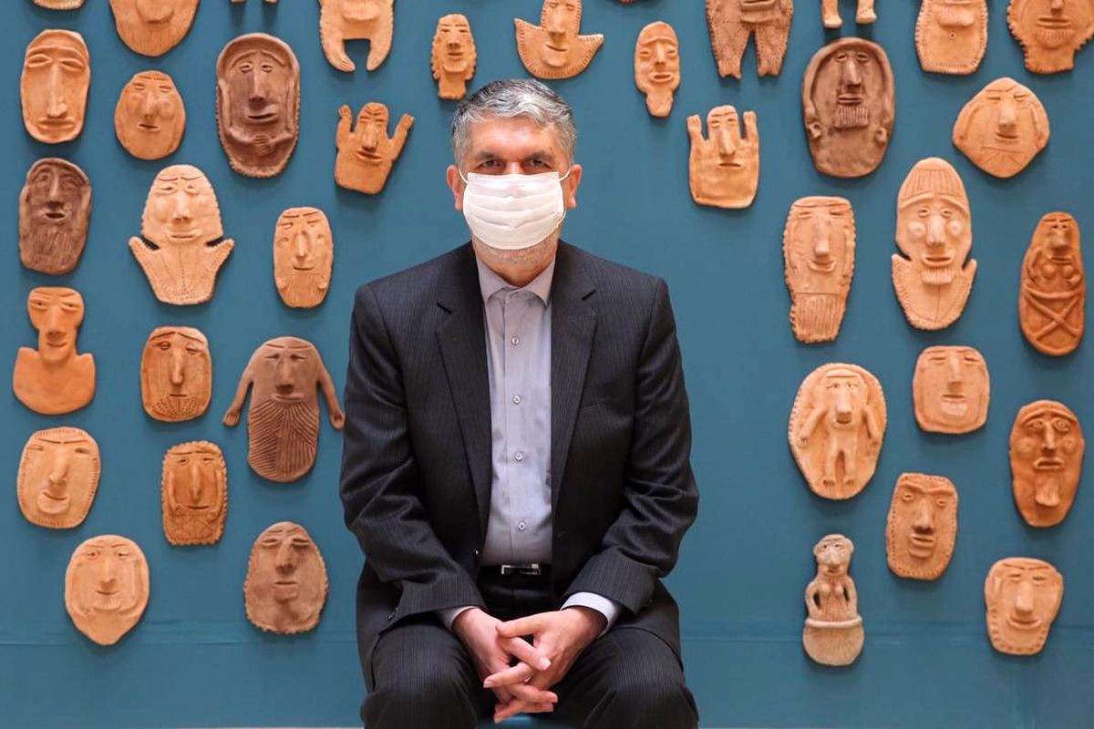 بازدید وزیر فرهنگ و ارشاد اسلامی از یازدهمین دوسالانه سرامیک