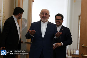 ظریف برای پاسخگویی به مجلس نیامد