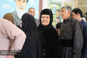 روحانی با کمی اختلاف در لردگان پیشتاز است