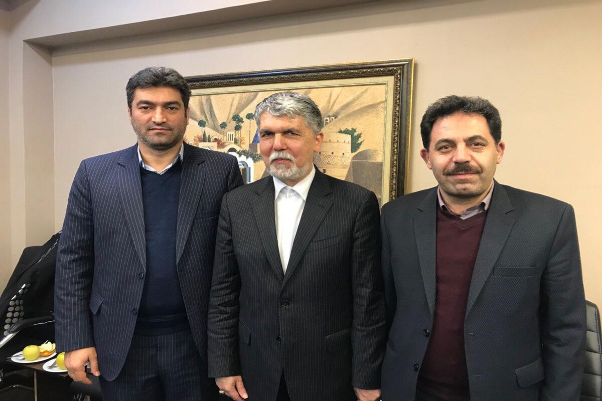 جلسه با وزیر فرهنگ وارشاد