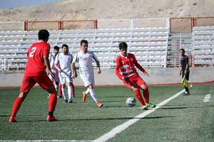 دبیری در تبریز گل کاشت