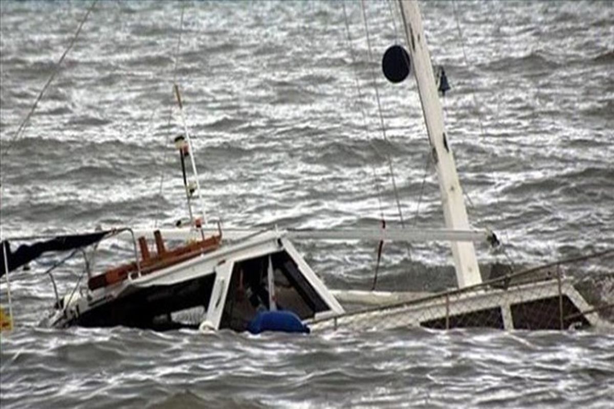 واژگونی کشتی