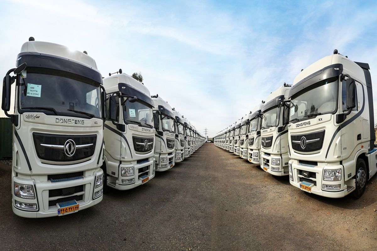 کامیون حمل و نقل جاده‌ای ناوگان جاده‌ای