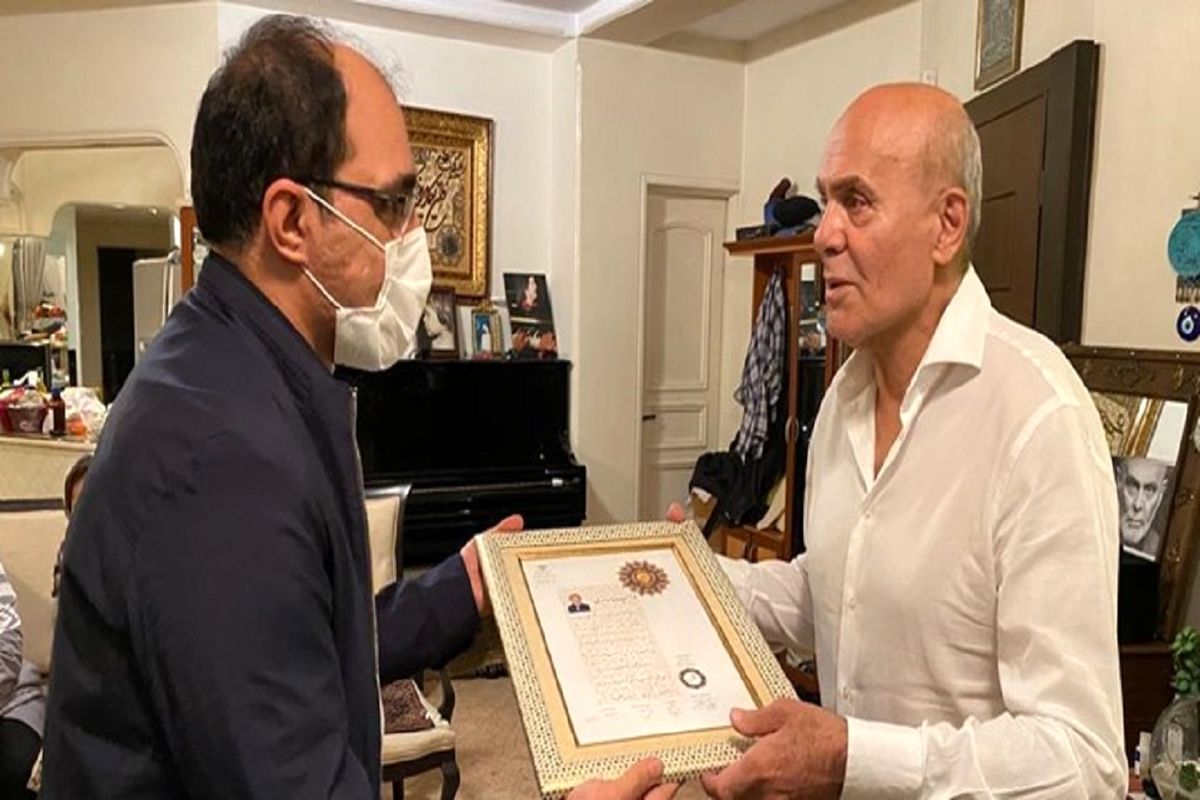 جمشید هاشم پور