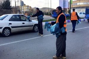 توزیع ۱۵ هزار کیسه زباله در خروجی سنندج 