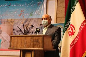 جامعه پزشکی تلاشگران خط مقدم مقابله با کرونا هستند