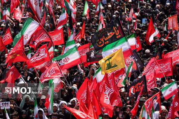 ۶ هزار خادم مسجد جمکران برای آیین اقامه نماز بر پیکر رهبر شهید آماده هستند