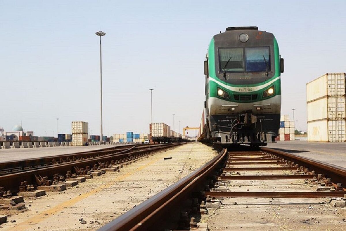 ریل قطار