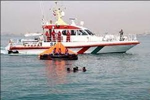 نجات دو صیاد در آب‌های جزیره فارور هرمزگان