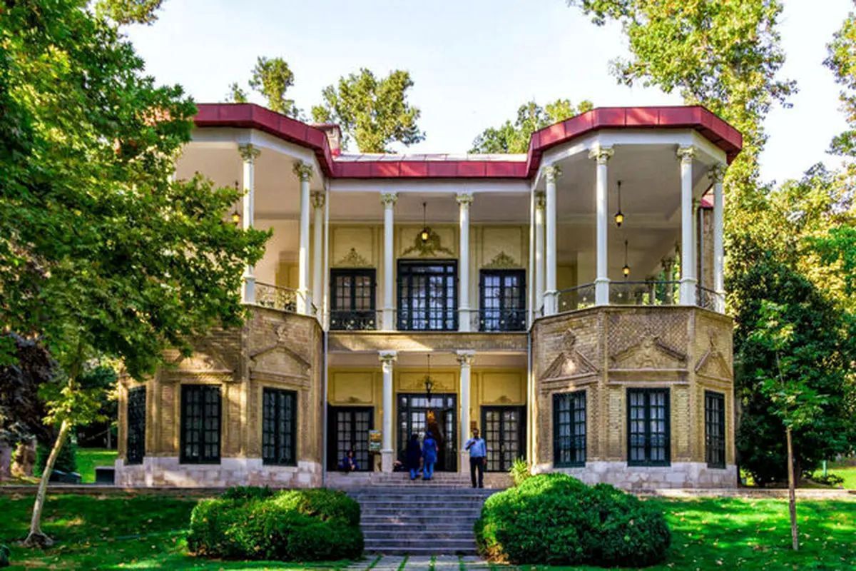 کاخ نیاوران